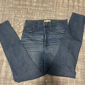 Madewell- 11 inch high rise jeans. Size: 27